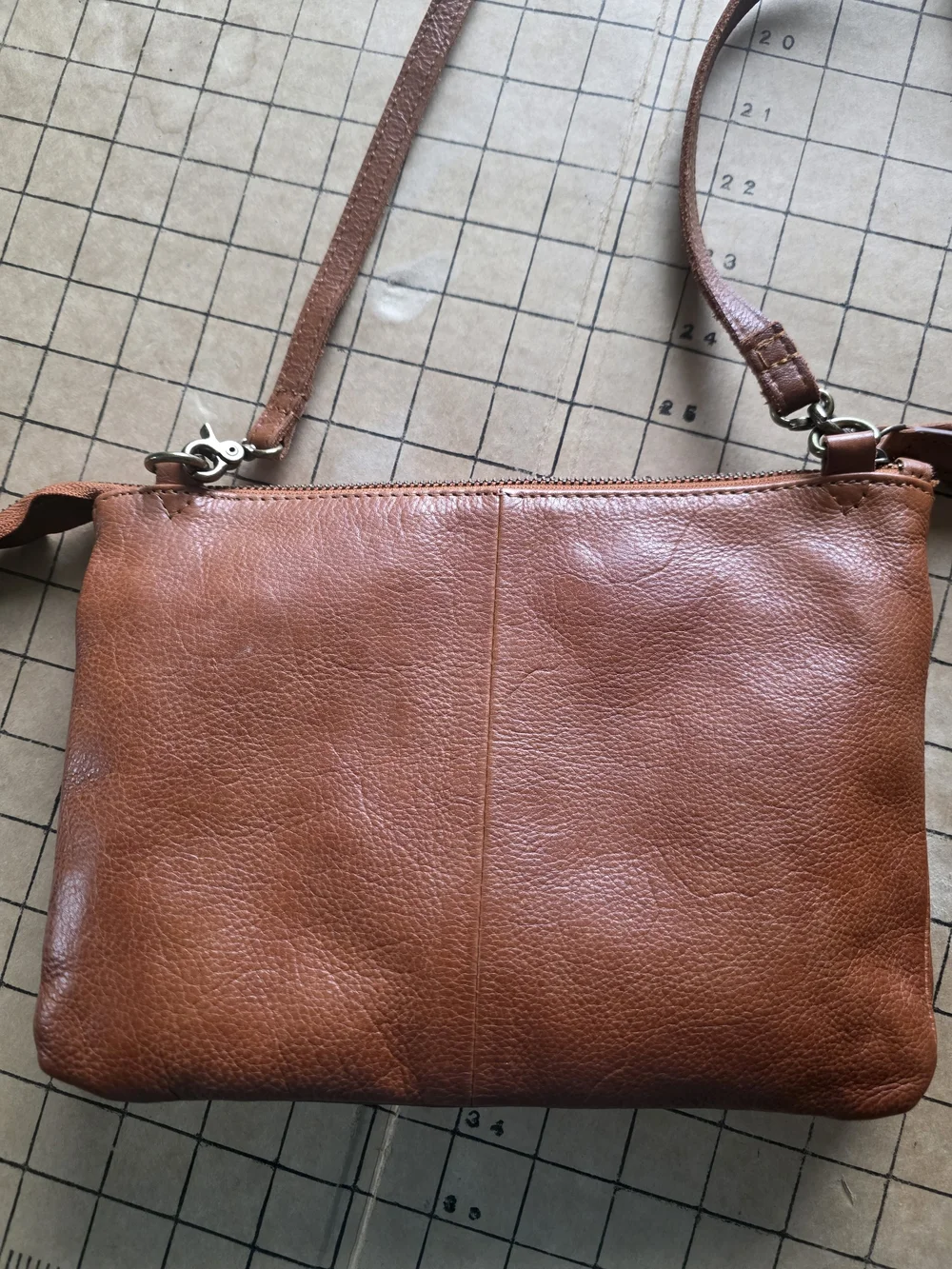 Oak & Tan Genuine Leather Crossbody Bag - Cognac Brown